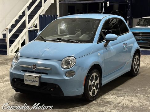Used 2016 FIAT 500 e FWD image 4