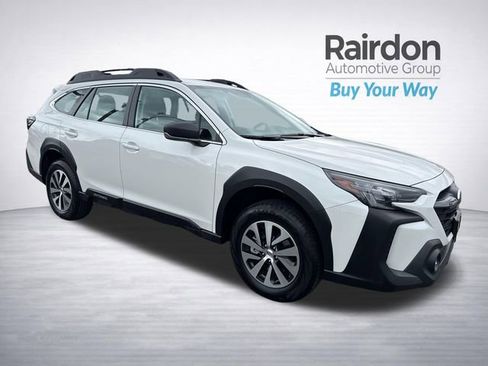 Used 2025 Subaru Outback AWD/4WD image 1
