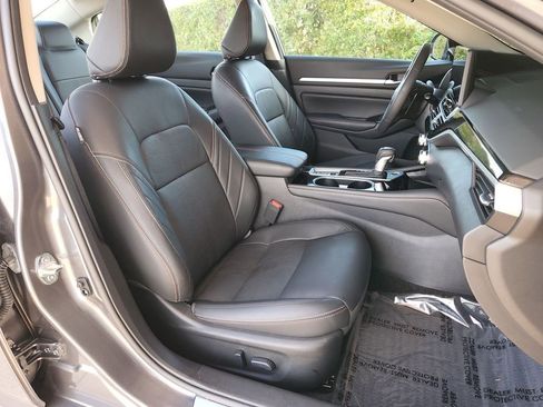 Certified 2024 Nissan Altima 2.0 SR image 15