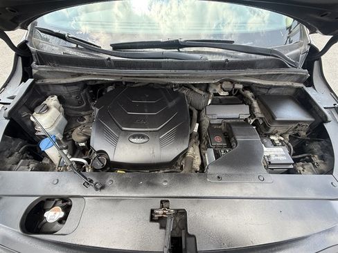 Used 2019 Kia Sedona EX FWD image 7