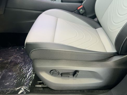 New 2026 Volkswagen Tiguan SE R-Line image 14