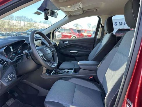 Used 2018 Ford Escape SE w/ SE Sync 3 Package image 13
