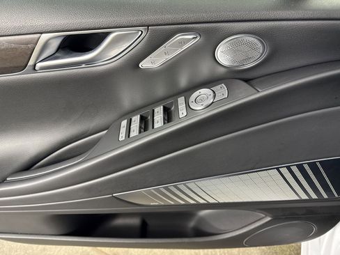 Used 2024 Genesis G80 Advanced image 19