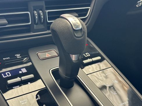 New 2026 Porsche Macan GTS AWD/4WD image 25