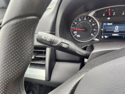 Used 2023 GMC Terrain SLE w/ Driver Convenience Package image 39