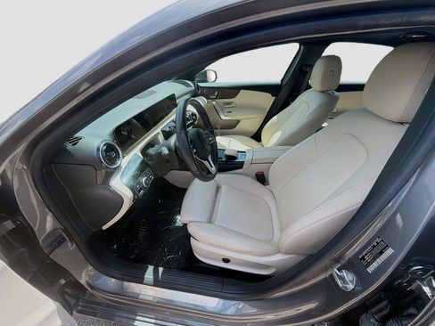 Used 2020 Mercedes-Benz A 220 4MATIC image 18