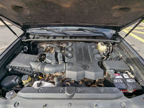 Used 2021 Toyota 4Runner SR5 Premium w/ Moonroof Package image 10