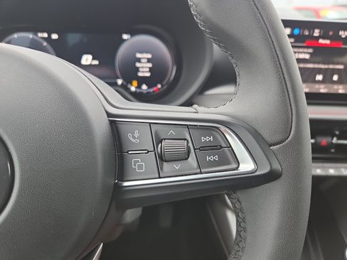 Used 2025 Dodge Hornet GT image 12