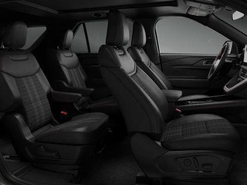 New 2026 Ford Explorer ST-Line w/ ST-Line Street Pack image 29