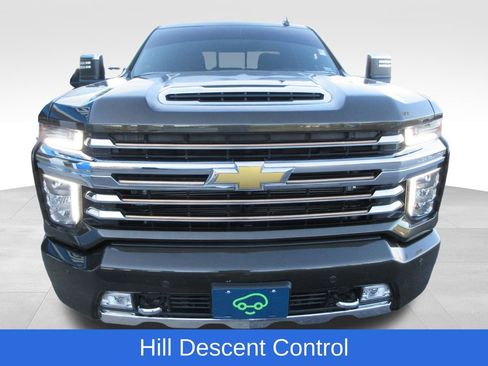 Certified 2022 Chevrolet Silverado 2500 High Country AWD/4WD image 9