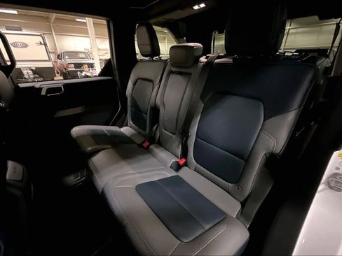 Certified 2023 Ford Bronco Outer Banks AWD/4WD image 24
