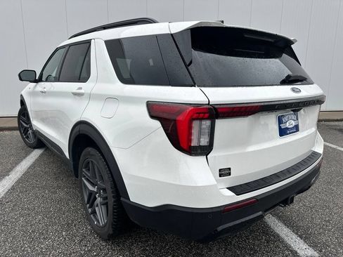 Certified 2025 Ford Explorer ST-Line w/ ST-Line Street Pack AWD/4WD image 5