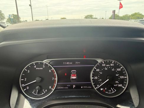 Used 2025 Nissan Rogue SV AWD/4WD image 26