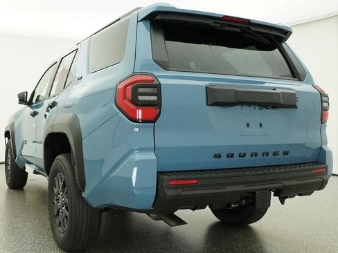 New 2026 Toyota 4Runner SR5 RWD image 22