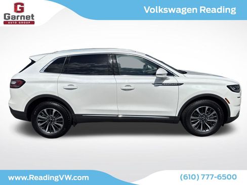 Used 2023 Lincoln Nautilus Reserve AWD/4WD image 13