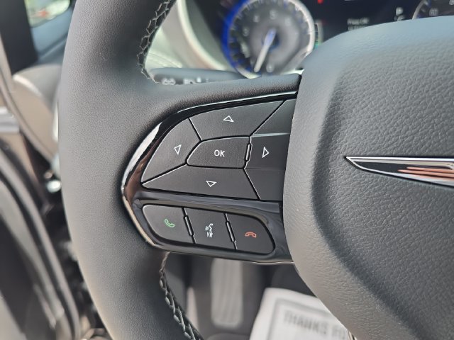 New 2026 Chrysler Pacifica Select w/ S Appearance Package FWD image 23