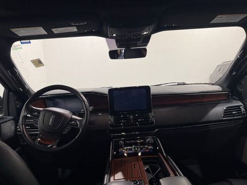 Used 2020 Lincoln Navigator Reserve w/ Equipment Group 208A Reserve image 10