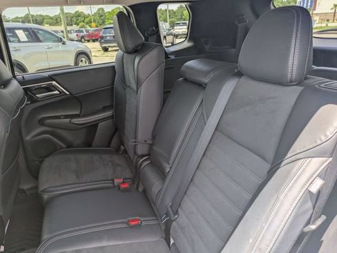 Used 2024 Mitsubishi Outlander SE AWD/4WD image 30