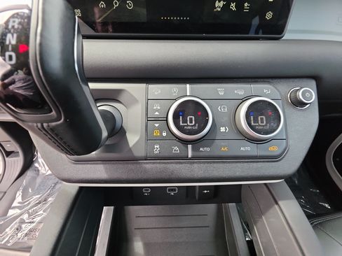 Used 2024 Land Rover Defender 110 S AWD/4WD image 20