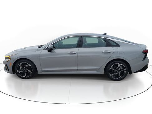 Used 2025 Kia K5 GT-Line w/ GT-Line Premium Package FWD image 4