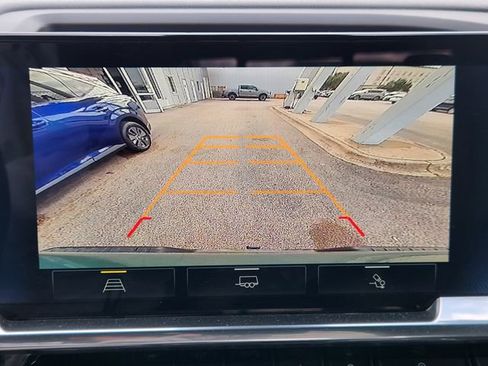 Used 2025 Chevrolet Silverado 1500 LT Trail Boss w/ Convenience Package II image 15