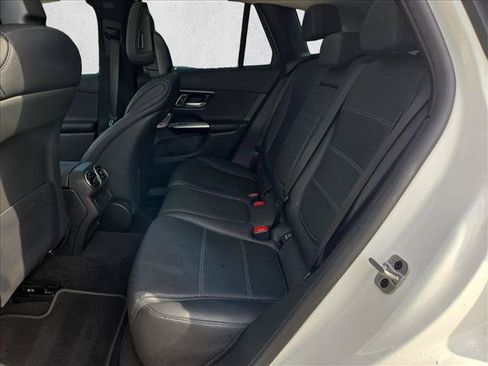 Used 2023 Mercedes-Benz GLC 300 4MATIC image 18