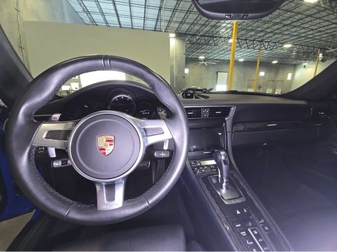 Used 2014 Porsche 911 Turbo S AWD/4WD image 9