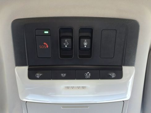 Used 2023 Nissan Pathfinder Platinum image 35