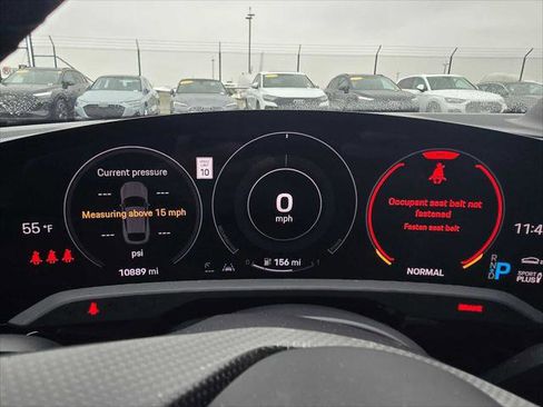 Used 2024 Porsche Taycan 4S image 28