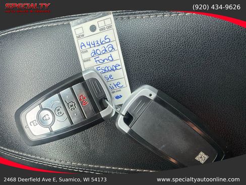 Used 2022 Ford Escape SEL image 38