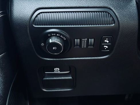 Used 2022 Jeep Wagoneer Series I image 35