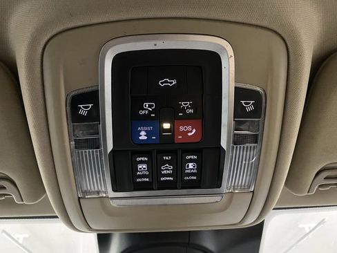 Used 2019 RAM 2500 Limited image 30