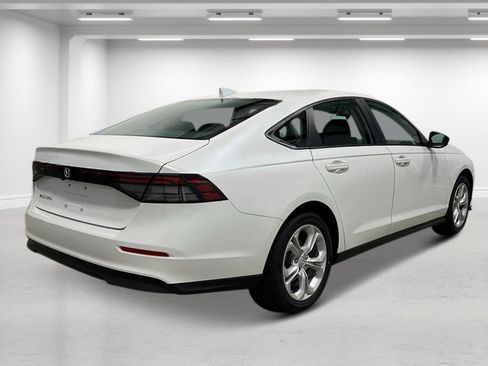 New 2025 Honda Accord LX image 3