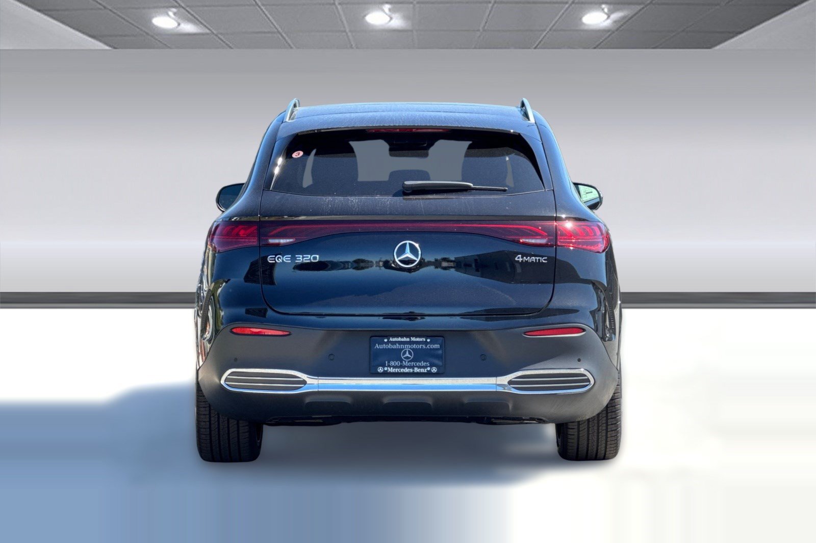 Used 2027 Mercedes-Benz EQE 320 4MATIC SUV image 10
