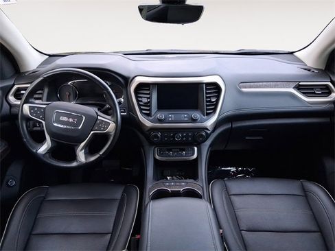 Used 2021 GMC Acadia Denali image 10