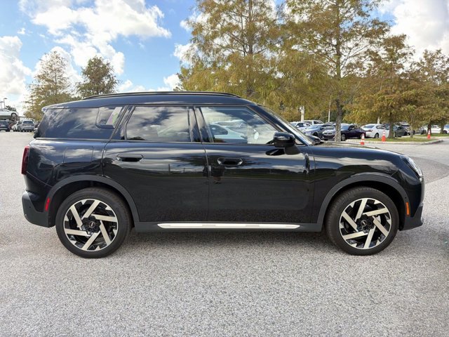 Used 2025 MINI Cooper Countryman S w/ Comfort Package Max AWD/4WD image 2