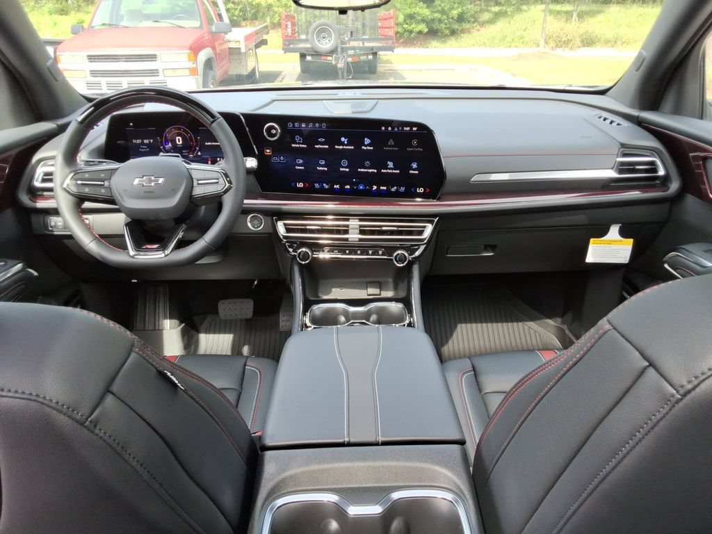 New 2026 Chevrolet Traverse RS w/ LPO, Floor Liner Package FWD image 18
