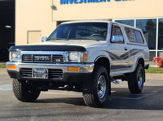 Used 1990 Toyota Pickup SR5 video 1