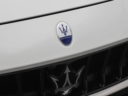 New 2024 Maserati Ghibli Modena Ultima Q4 image 21