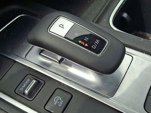 Certified 2025 INFINITI QX60 Luxe AWD/4WD image 16