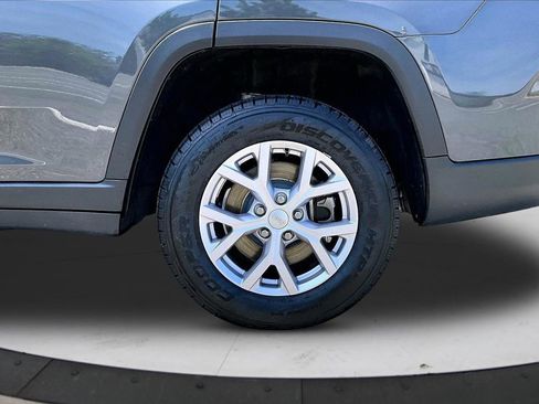 Certified 2022 Jeep Grand Cherokee L Limited AWD/4WD image 34