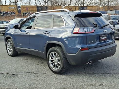 Used 2021 Jeep Cherokee Latitude Lux w/ Comfort/Convenience Group AWD/4WD image 7