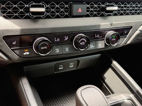 Certified 2025 Honda Accord SE image 28