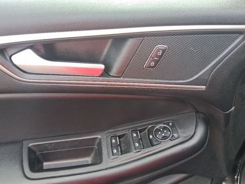 Used 2024 Ford Edge SEL AWD/4WD image 19
