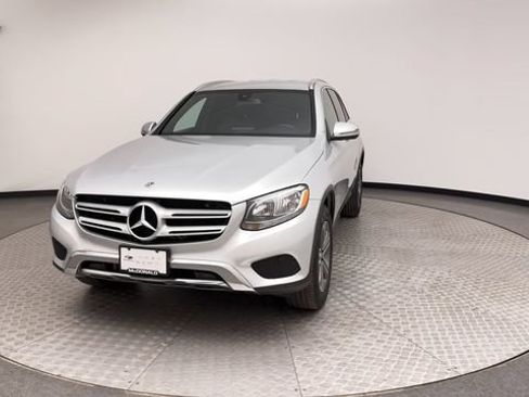 Used 2019 Mercedes-Benz GLC 300 4MATIC image 7