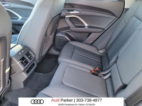New 2025 Audi Q5 Premium image 8