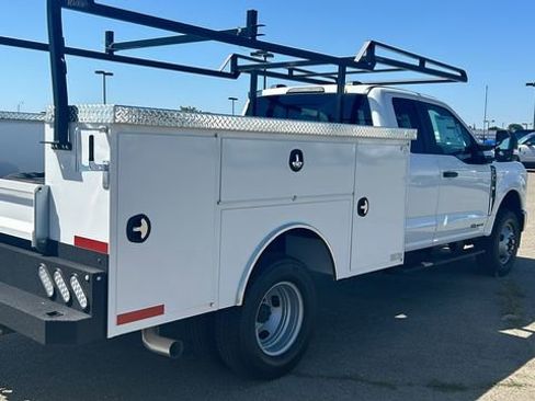 New 2026 Ford F350 XL w/ XL Chrome Package AWD/4WD image 5