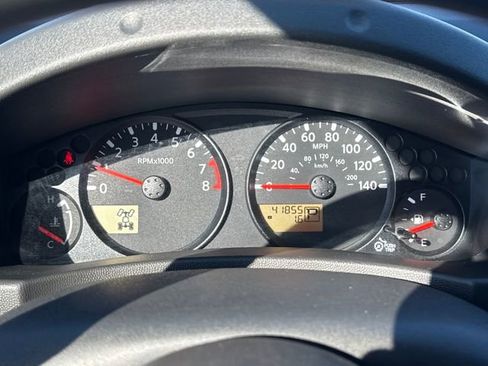 Used 2021 Nissan Frontier SV w/ SV Utility Package image 15