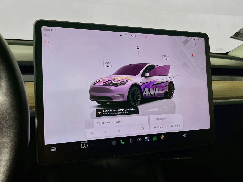 Used 2024 Tesla Model Y Long Range AWD/4WD image 23