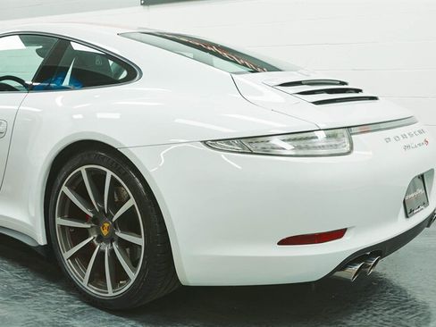 Used 2013 Porsche 911 Carrera 4S AWD/4WD image 17